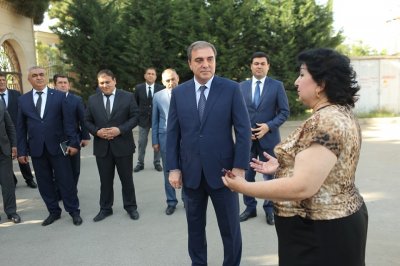 Gəncəlilər Niyazi Bayramovun gördüyü işlərdən çox razıdırlar Gəncəlilər Niyazi Bayramovun gördüyü işlərdən çox razıdırlar