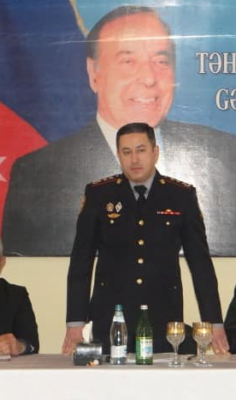 Pandemiya dövründə Azərbaycan polisi - Onlar koronavirusla mübarizədə böyük fədakarlıq göstərdi - Elnur Mehdiyev Pandemiya dövründə Azərbaycan polisi - Onlar koronavirusla mübarizədə böyük fədakarlıq göstərdi - Elnur Mehdiyev