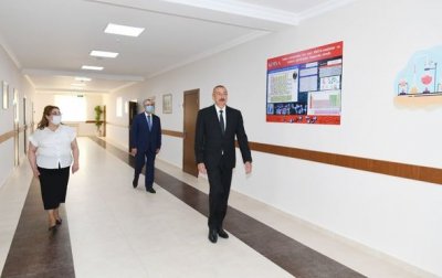 İlham Əliyev Bakıda 251 nömrəli məktəbin yeni korpusunun açılışında iştirak edib — YENİLƏNİB + FOTO