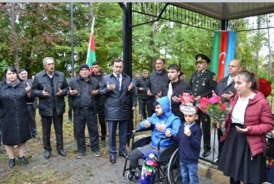 İsmayıllıdan olan şəhidin bu gün cənnətdəki ilk ad günü qeyd olunub İsmayıllıdan olan şəhidin bu gün cənnətdəki ilk ad günü qeyd olunub