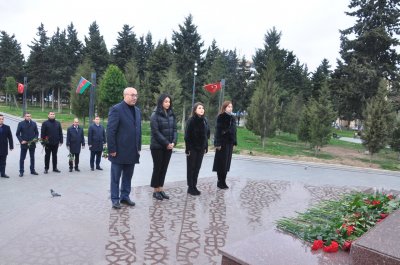 Ümummilli Lider Heydər Əliyevin əziz xatirəsi ehtiramla yad edildi