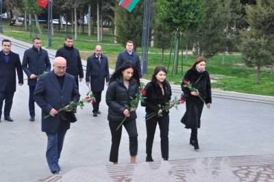 Ümummilli Lider Heydər Əliyevin əziz xatirəsi ehtiramla yad edildi