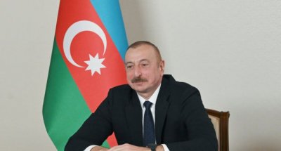 İlham Əliyev Gürcüstanın müdafiə nazirini qəbul edib