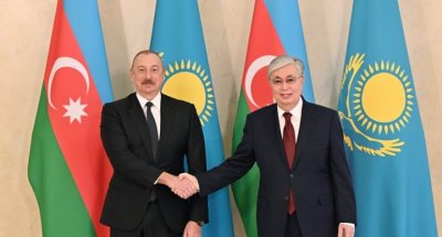 İlham Əliyev Qazaxıstan Prezidentinə zəng edib