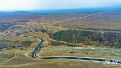 Eldəniz Səlimov: Azərbaycanda yol infrastrukturu yüksək sürətlə inkişaf edir