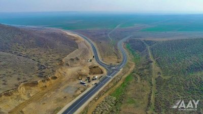 Eldəniz Səlimov: Azərbaycanda yol infrastrukturu yüksək sürətlə inkişaf edir