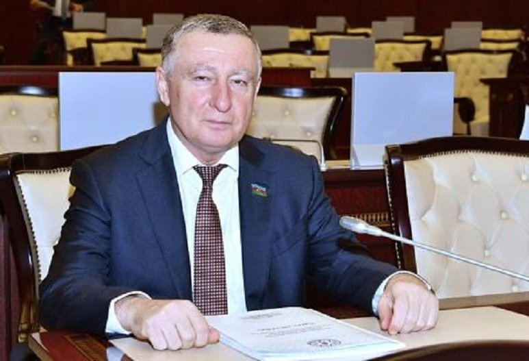 Azərbaycan dili bizim milli sərvətimizdir