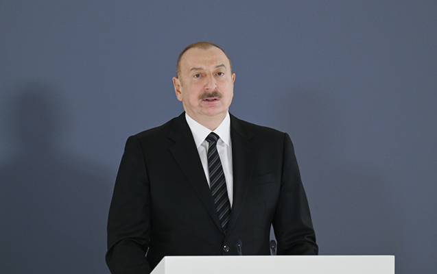 İlham Əliyev Tiranada Zirvə toplantısında iştirak edir
