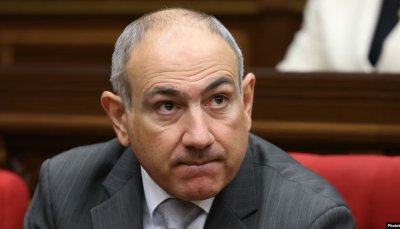 Kreml Paşinyanı növbədənkənar seçkiyə məcbur edir