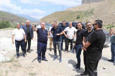 Yolların Arxasında Duran Güc: Əvəz Qocayevin Peşəkarlığında Qurulan Azərbaycanın Nəqliyyat Üstünlüyü