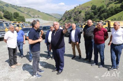 Yolların Arxasında Duran Güc: Əvəz Qocayevin Peşəkarlığında Qurulan Azərbaycanın Nəqliyyat Üstünlüyü