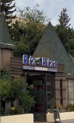Biz Bizə Restoran – Bakı şəhərinin ailəvi istirahət və ləzzət ünvanı