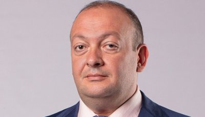 Ermənistanda korrupsiya QALMAQALI: Papikyanın müşaviri HƏBS OLUNDU