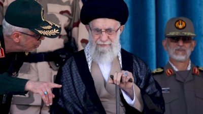"Mossad" Xamenei  ilə bağlı şok məlumat yaydı  – Ancaq yatır...
