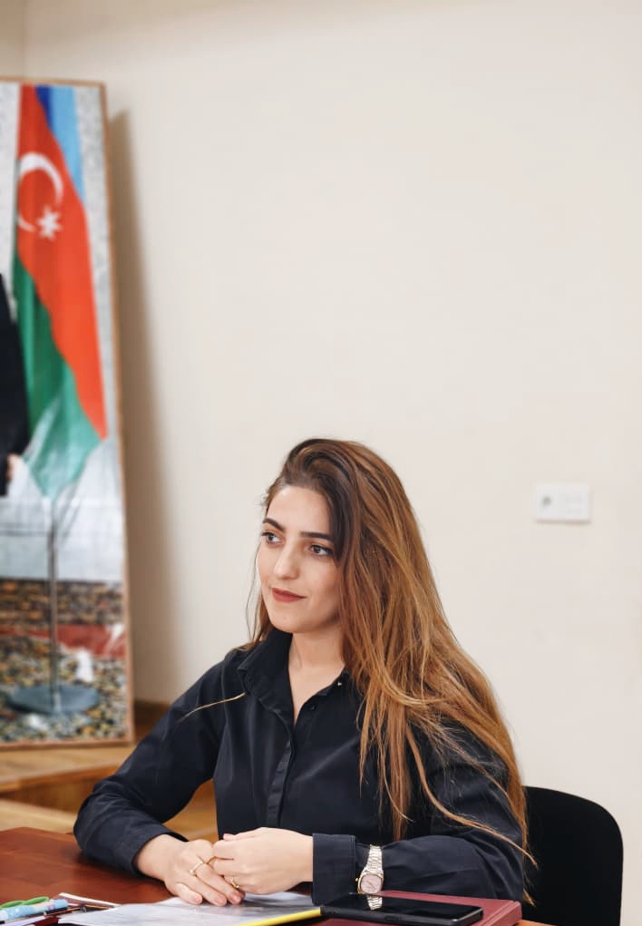 Dünya Azərbaycanlılarının Həmrəyliyi Gününün dövlət bayramı kimi qeyd edilm ...