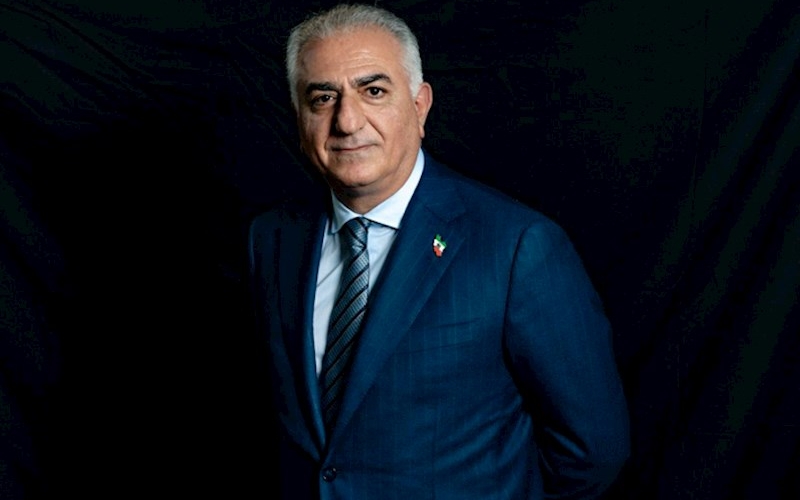 Gizli görüş: Vaşinqton şahın oğlunu “keçid lideri” kimi hazırlayır?