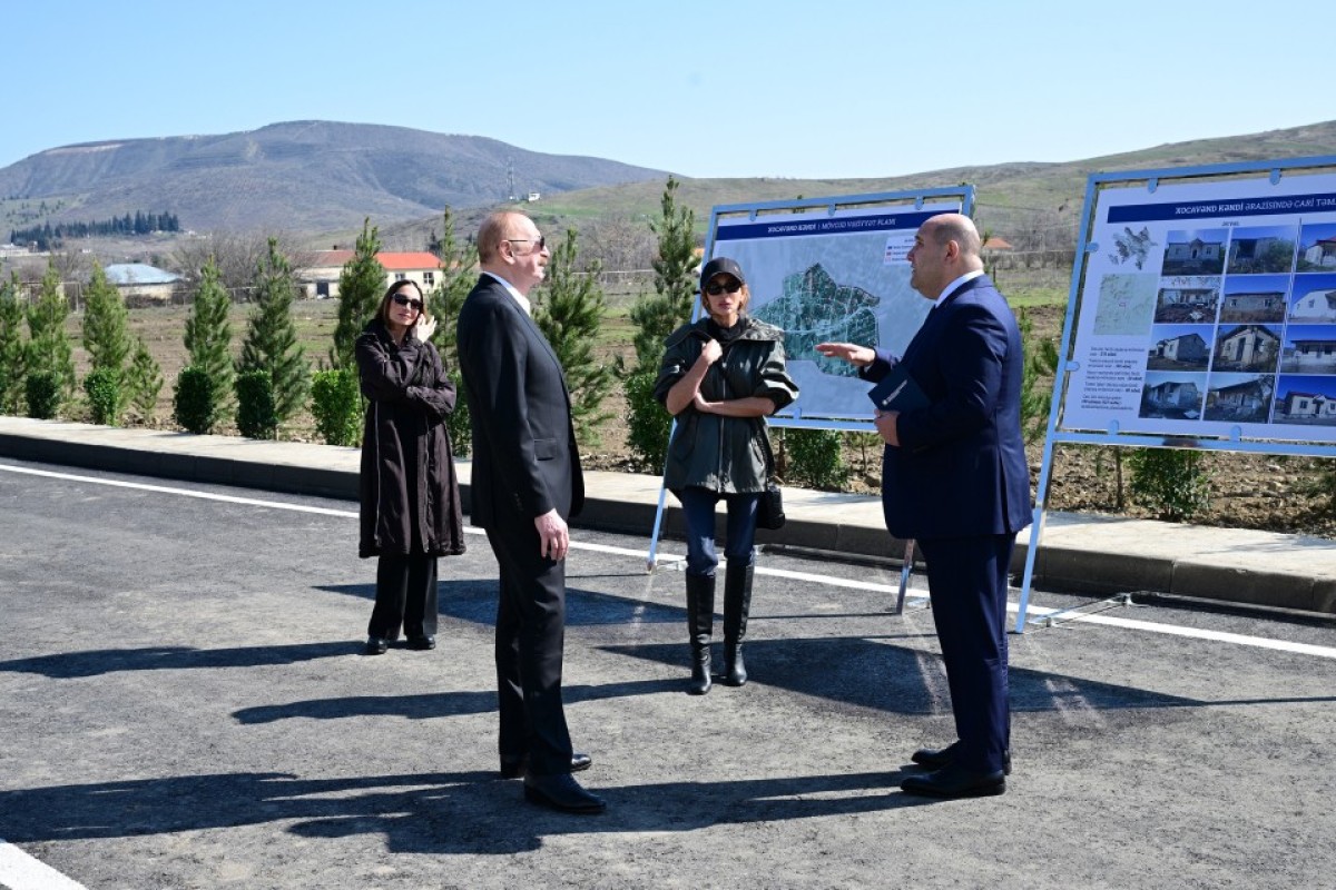 Prezident İlham Əliyev Xocavənd kəndində görülmüş işlərlə tanış olub - YENİLƏNİB