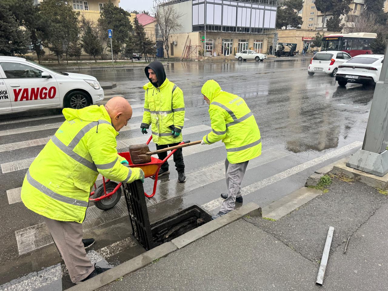 Sabunçuda Yağıntılara Qarşı Operativ Müdaxilə