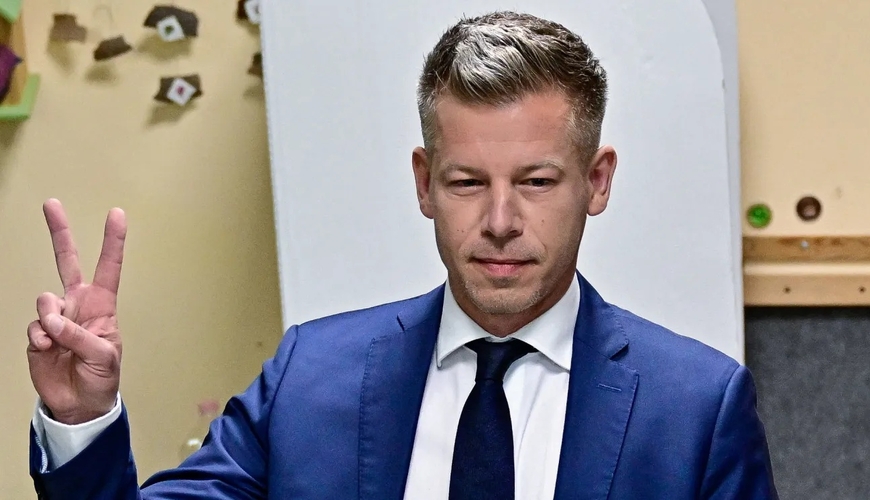 Orbanın 16 illik hakimiyyətinə son qoyan Peter Magyar kimdir? - DOSYE