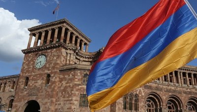 Ermənistan böyük güclərin toqquşma xəttində: seçki öncəsi polemika və geosiyasi mesajlar