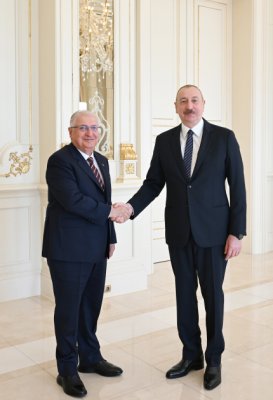 Prezident Yaşar Güləri qəbul etdi - FOTOLAR Prezident Yaşar Güləri qəbul etdi - FOTOLAR
