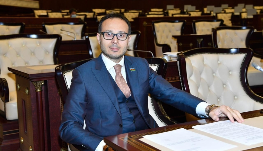 Azərbaycanda deputat mandatından İSTEFA VERİR