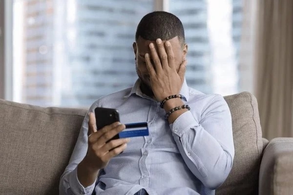 Bu proqramı telefonunuzdan silin - Pullarınız oğurlana bilər