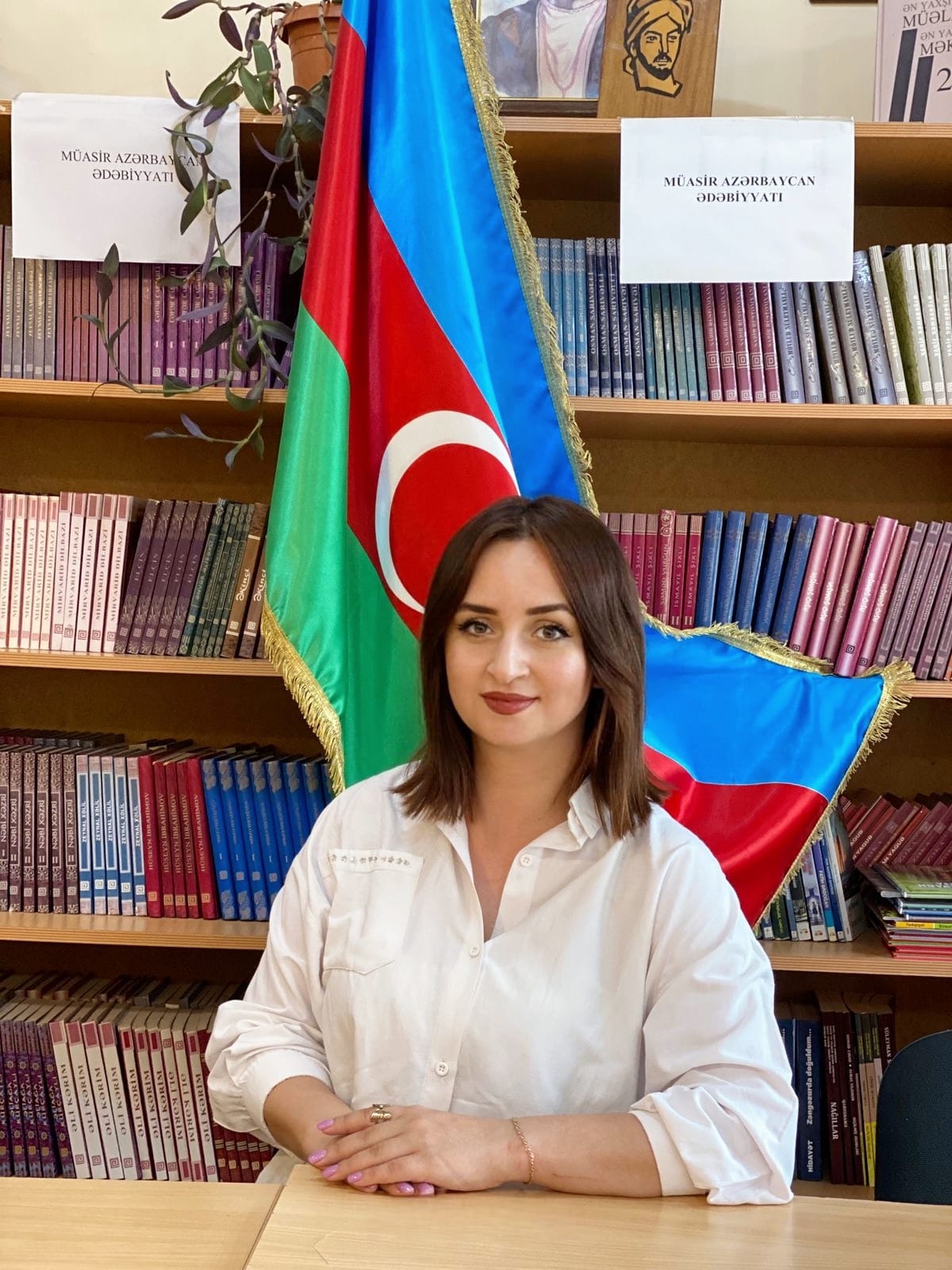 9 Noyabr – Dövlət Bayrağı Günü, Azərbaycanın müstəqilliyinin və dövlətçiliyinin rəmzi olan üçrəngli bayrağa olan hörmət və ehtiramın ifadəsidir