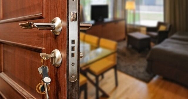 Ev sahibinə kirayə pulu ödəyəcəklər – Keçmiş məcburi köçkünlərlə bağlı QƏRAR VERİLDİ